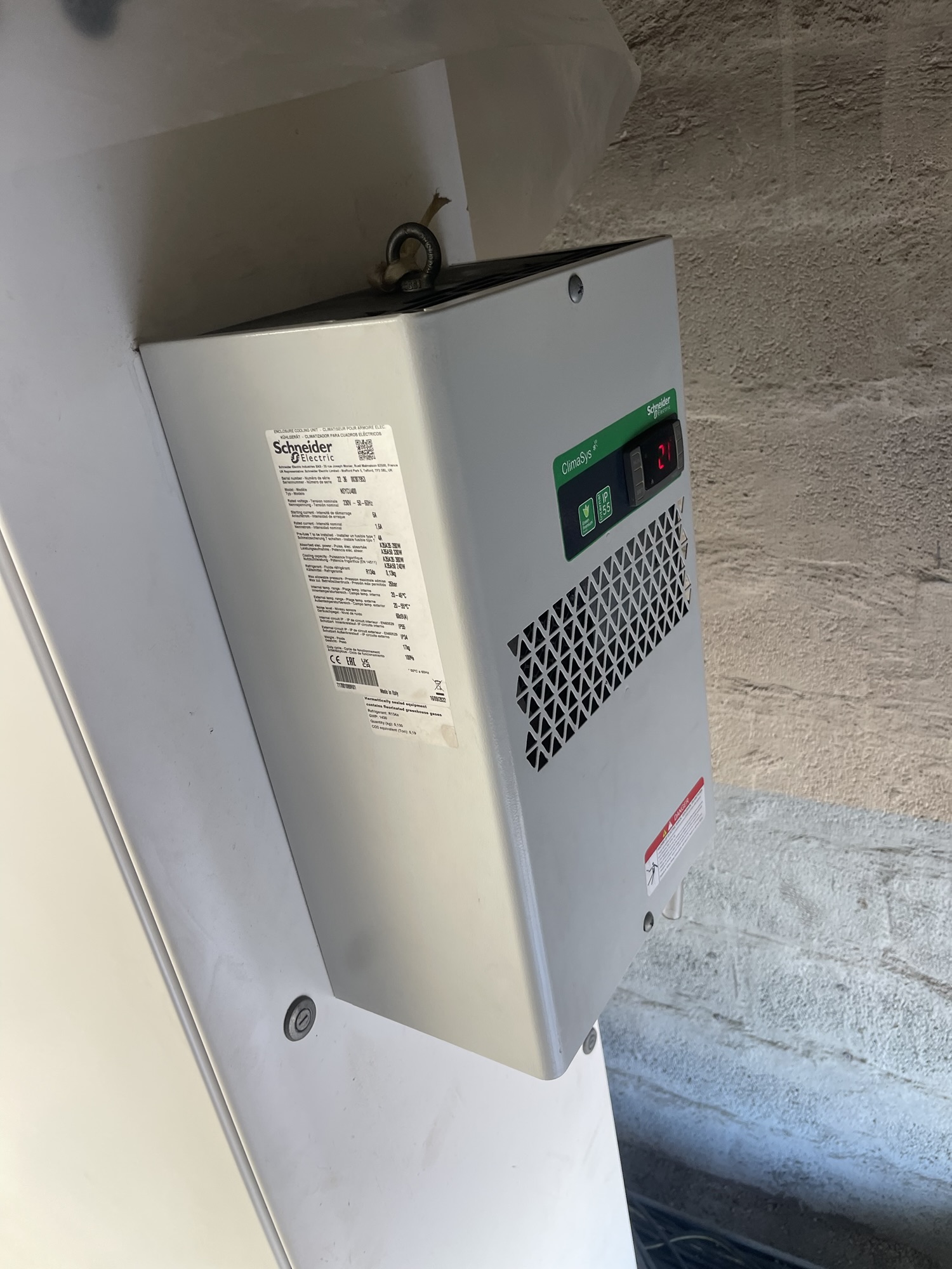 Entretiens d’armoire électrique climatisé à Vitrolles (13)