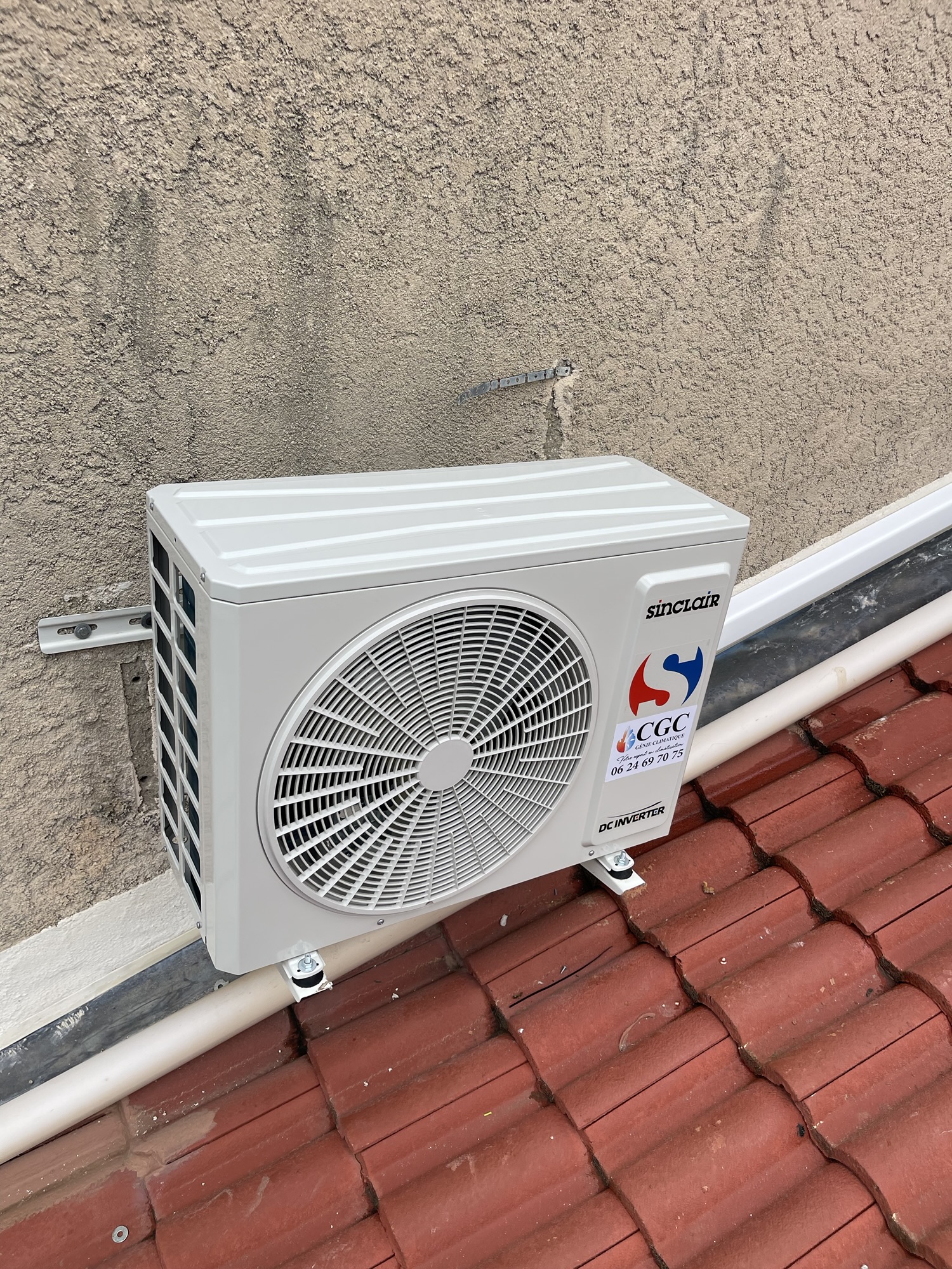 Installation d’un bisplit So clair Marvin 2×3.5kw à Berre l’étang. (13)